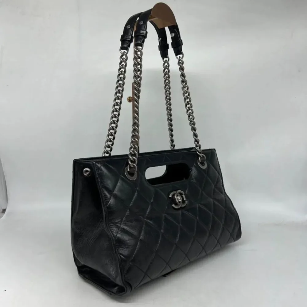 Chanel Women Pre-Loved Bag Very Good Condition